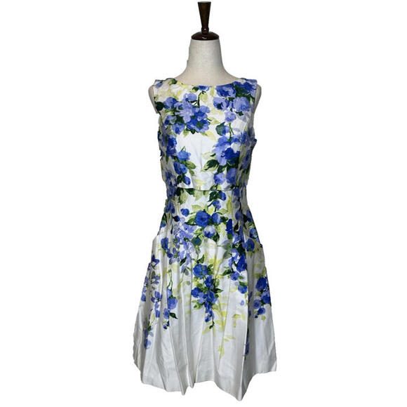 Ralph Lauren Dresses & Skirts - Vtg Lauren Ralph Lauren  Pleated Sleeveless A Line 4 Dress Floral White Blue